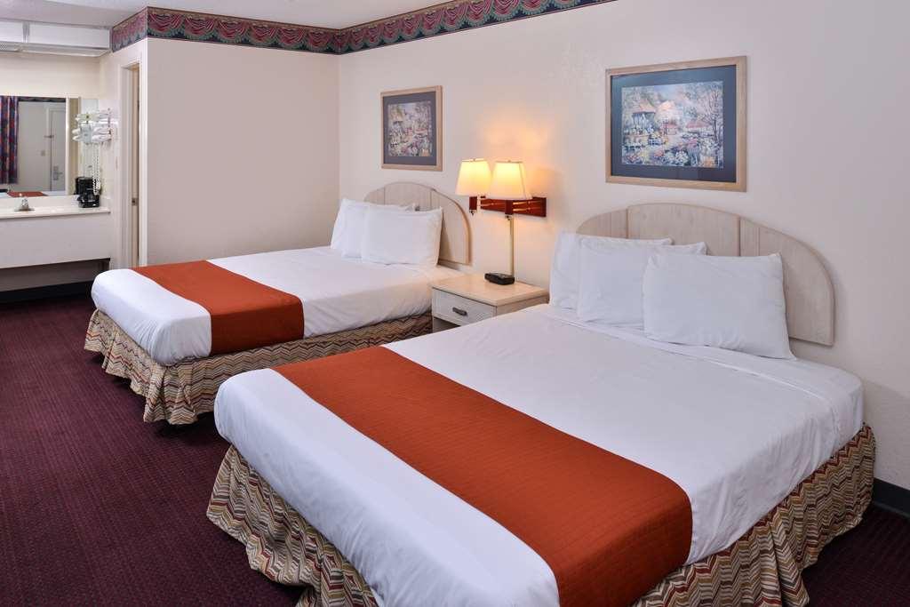 Americas Best Value Inn Wildersville Room photo