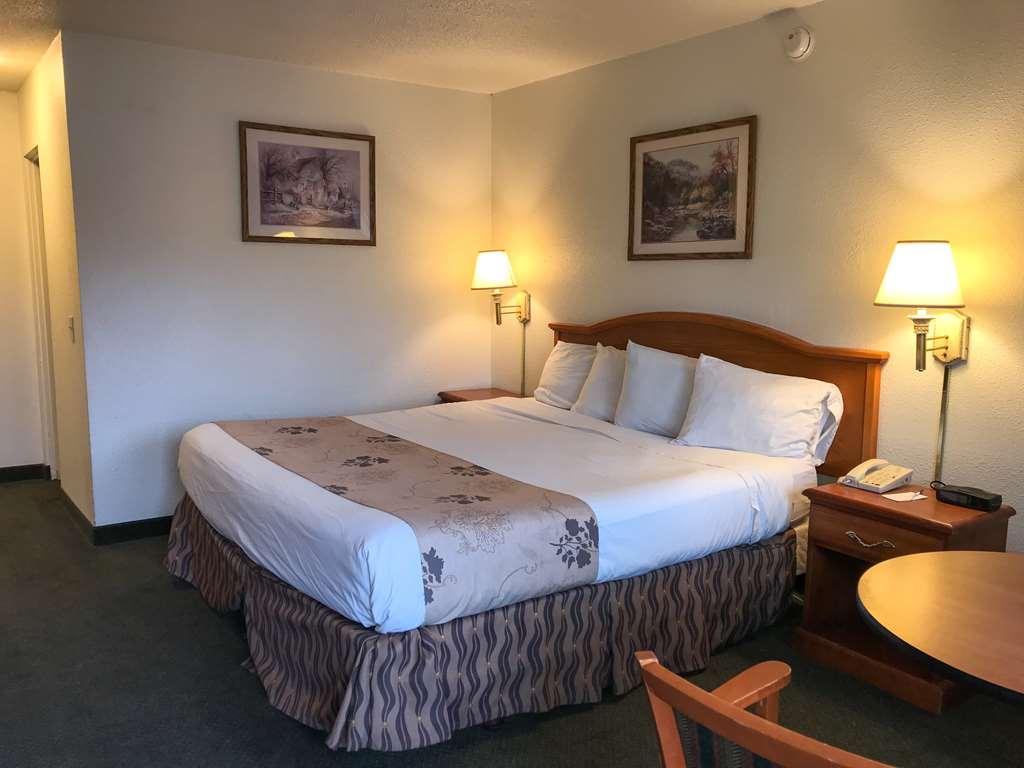 Americas Best Value Inn - Pendleton Room photo