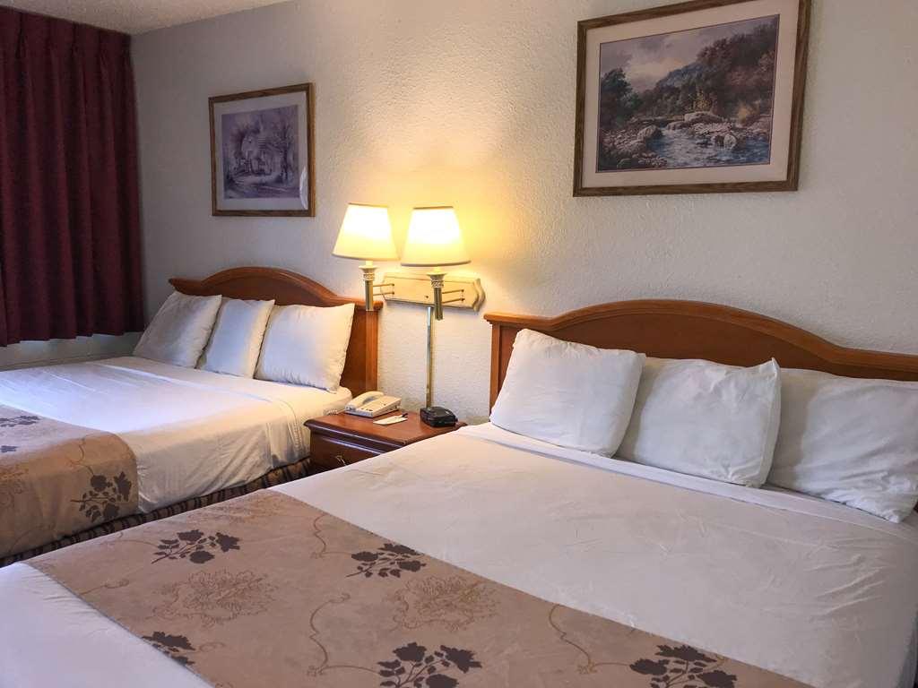 Americas Best Value Inn - Pendleton Room photo