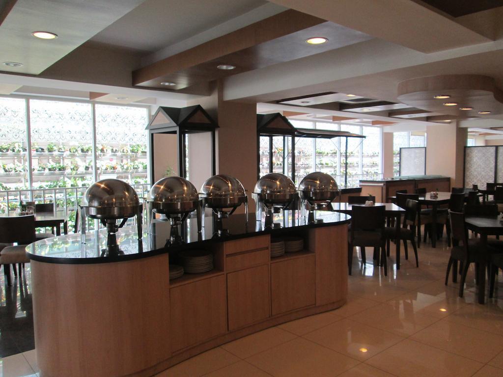 Anggrek Shopping Hotel Bandung Exterior photo