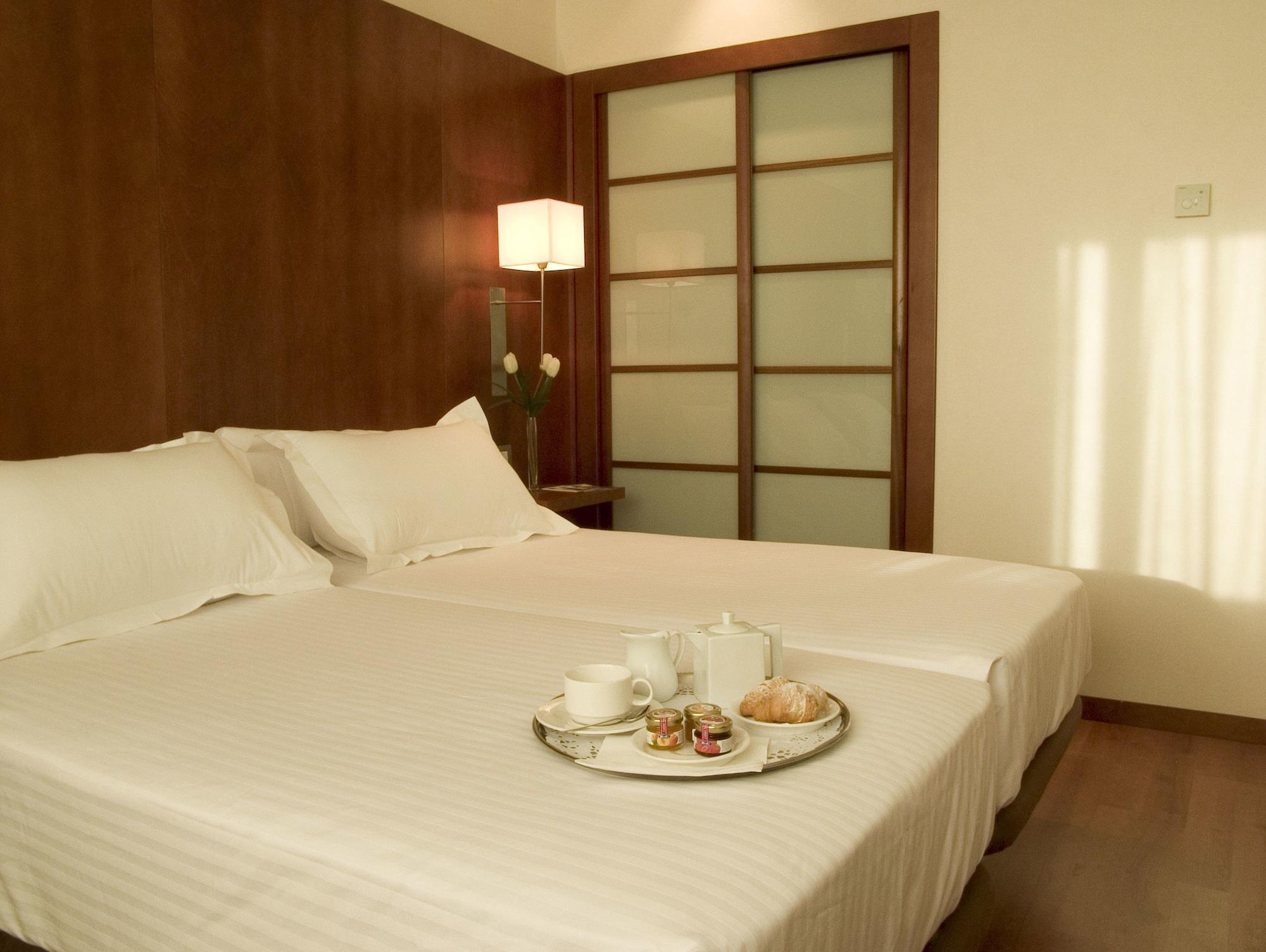 Hotel Xon'S Valencia Aldaia Room photo