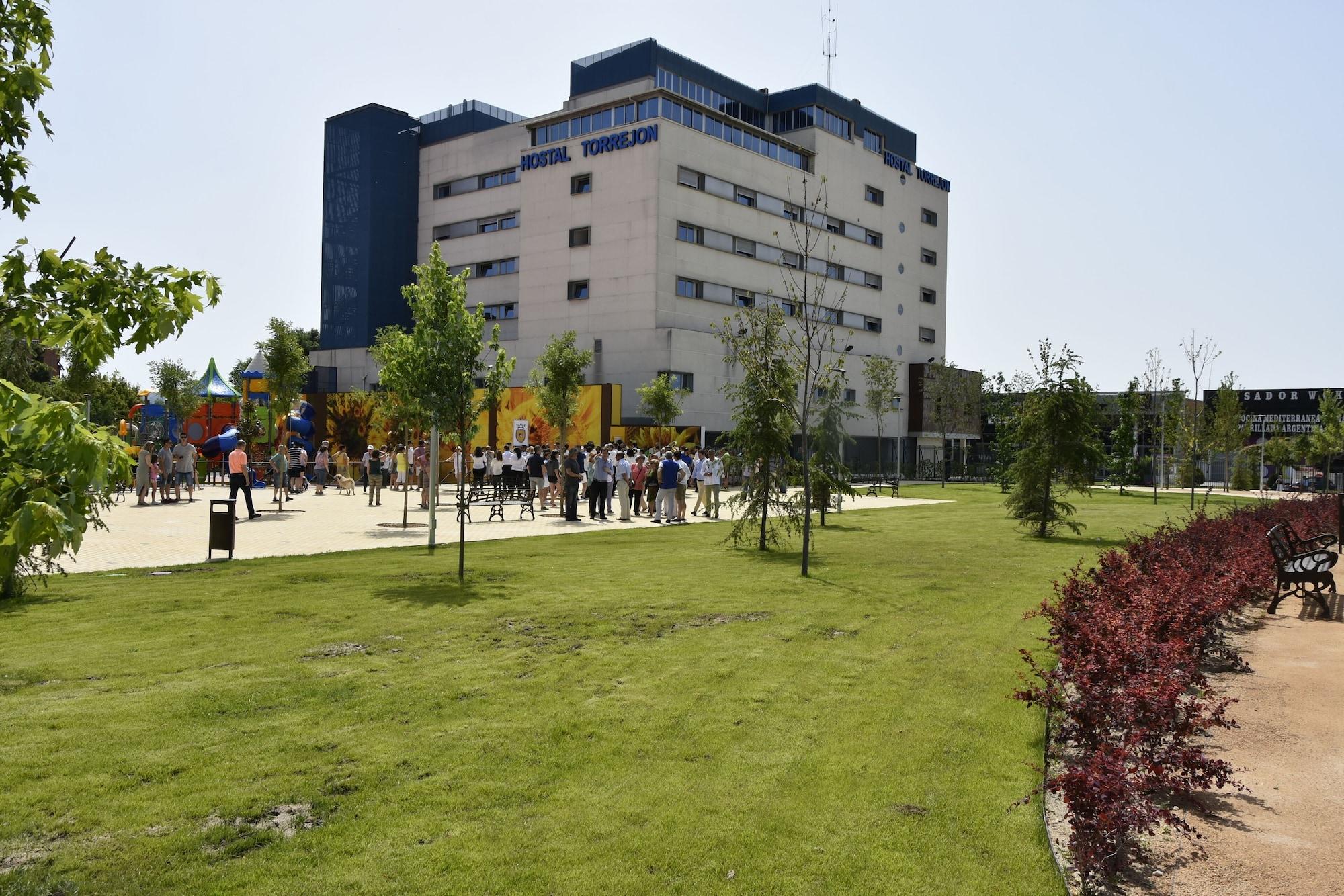 Hostal Torrejon Torrejon de Ardoz Exterior photo