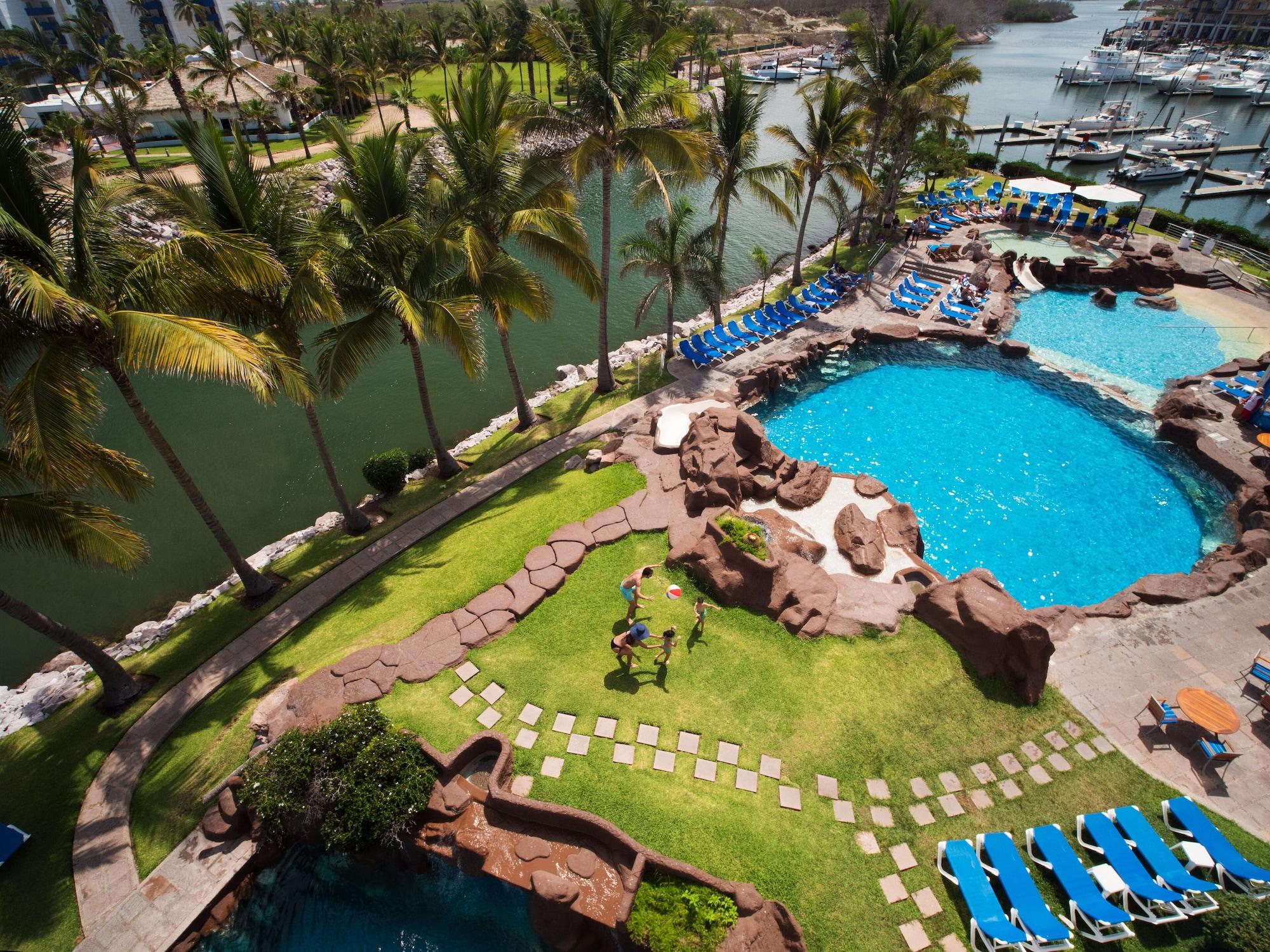 El Cid Marina Beach Hotel (Adults Only) Mazatlan Exterior photo