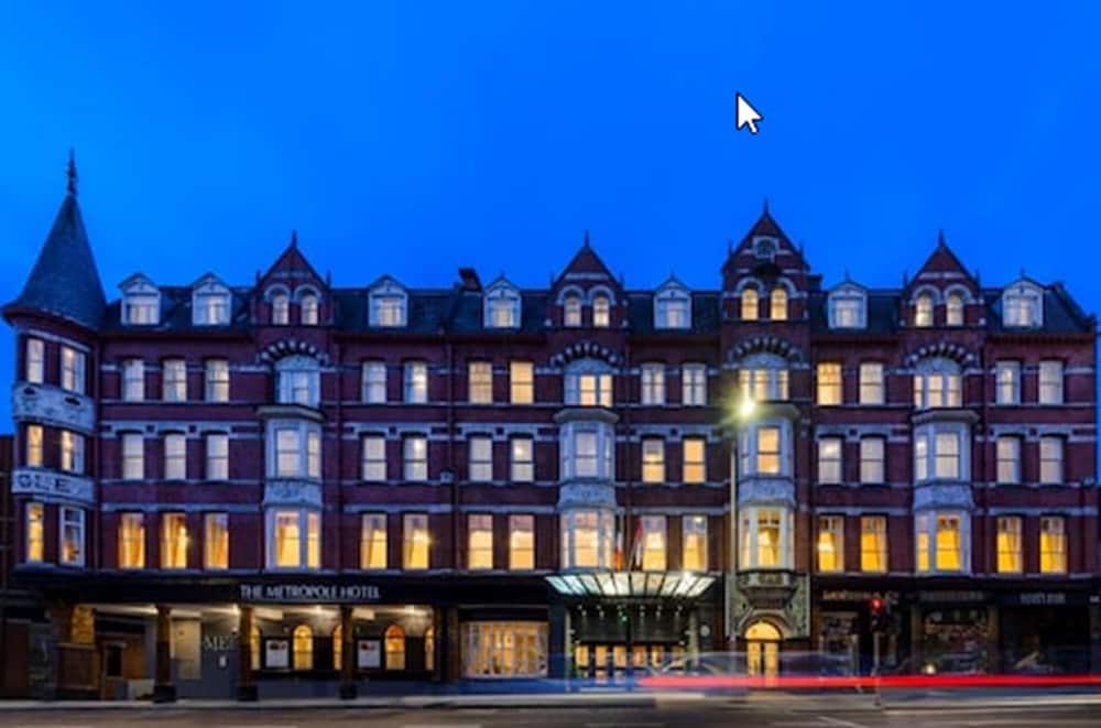 The Metropole Hotel Cork Exterior photo