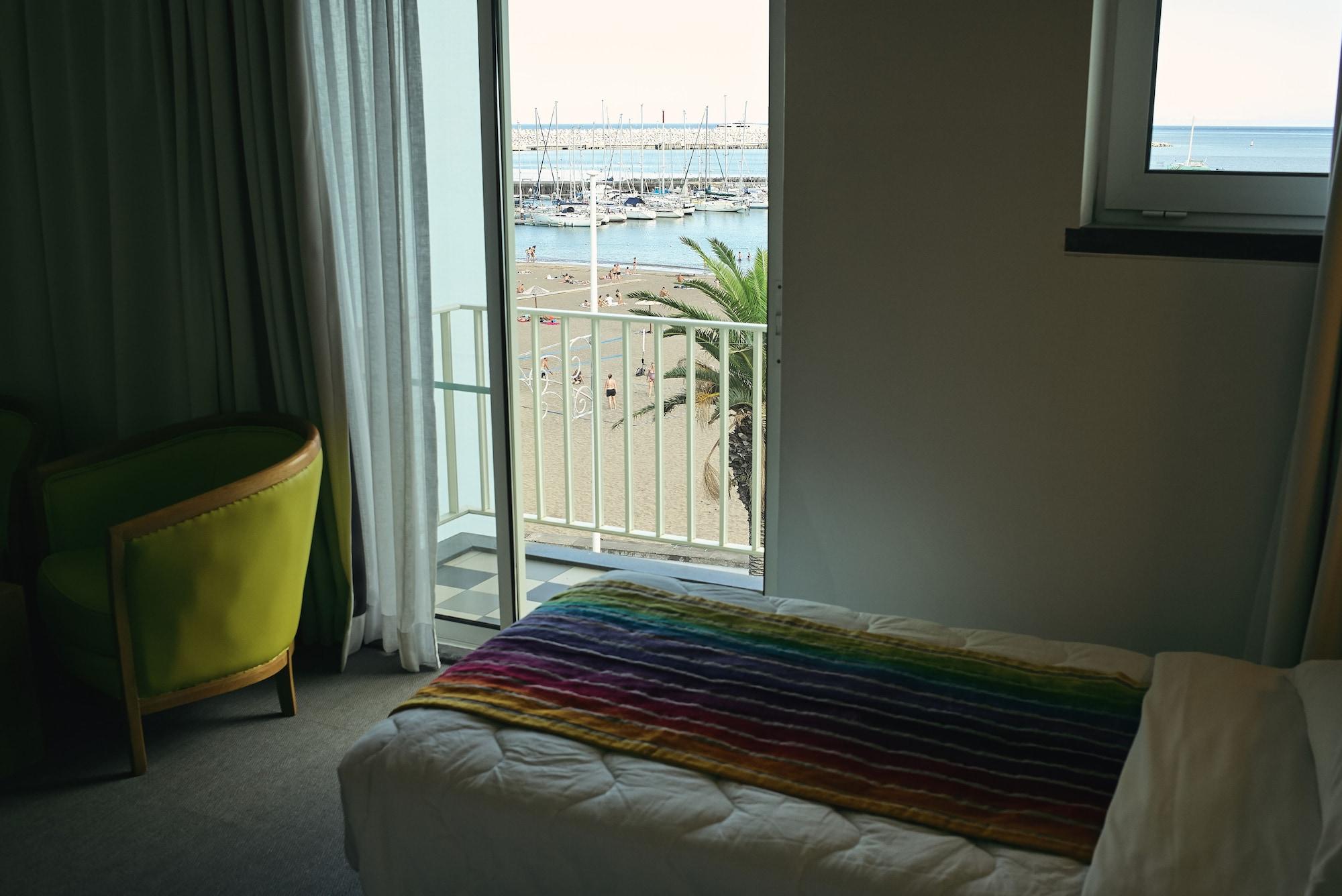 Hotel Varandas Do Atlantico By Ridan Hotels Praia da Vitoria Exterior photo