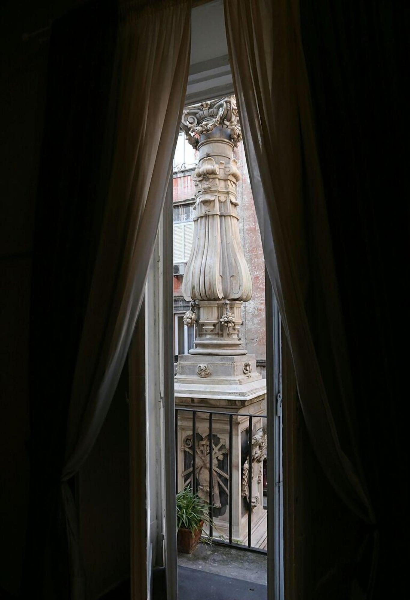 Caravaggio Hotel Naples Exterior photo