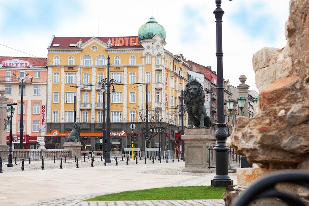 Hotel Lion Sofia Exterior photo