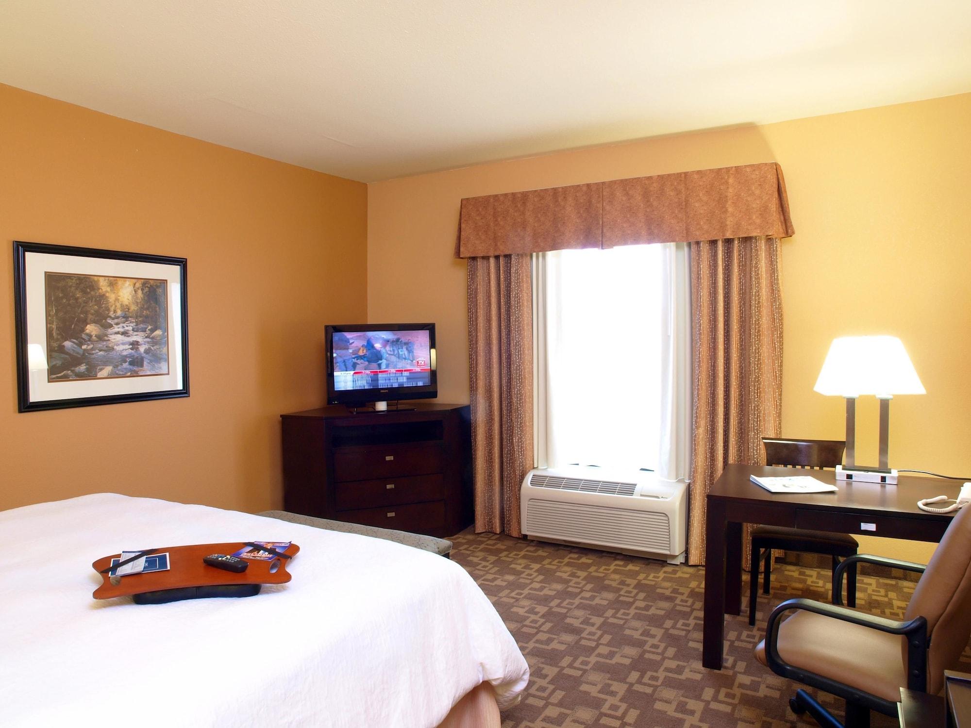 Hampton Inn & Suites-Knoxville/North I-75 Room photo