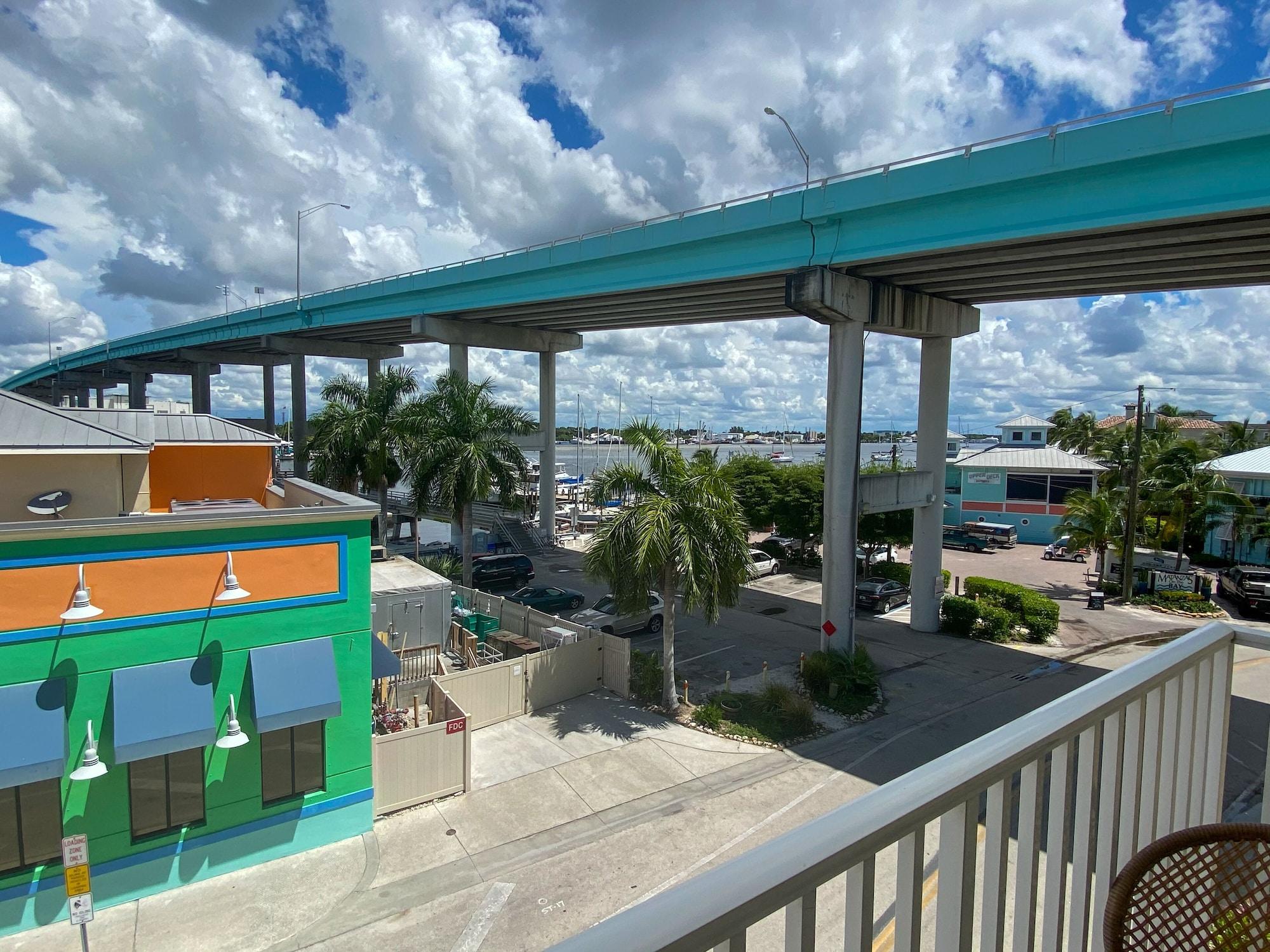 Harbour House At The Inn Fort Myers Beach Exterior photo