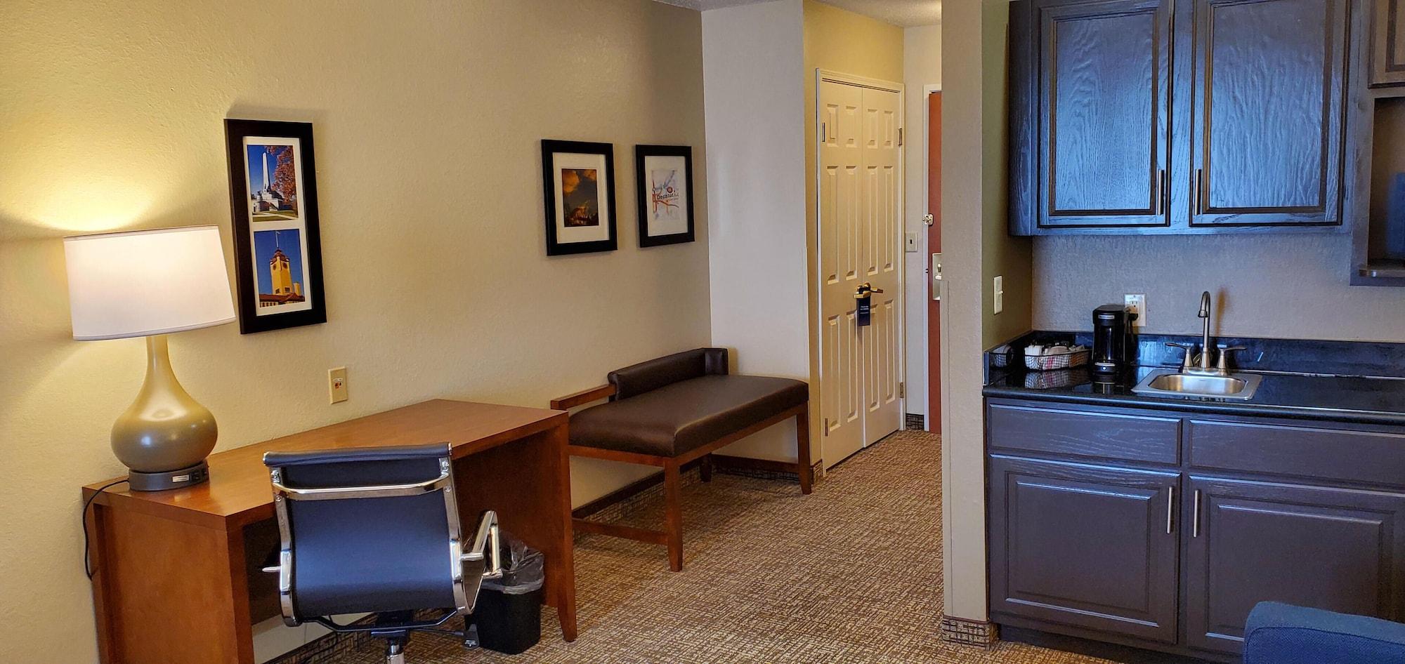 Comfort Inn & Suites Decatur-Forsyth Exterior photo