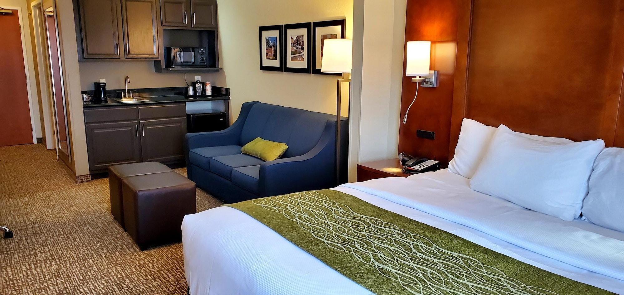Comfort Inn & Suites Decatur-Forsyth Exterior photo