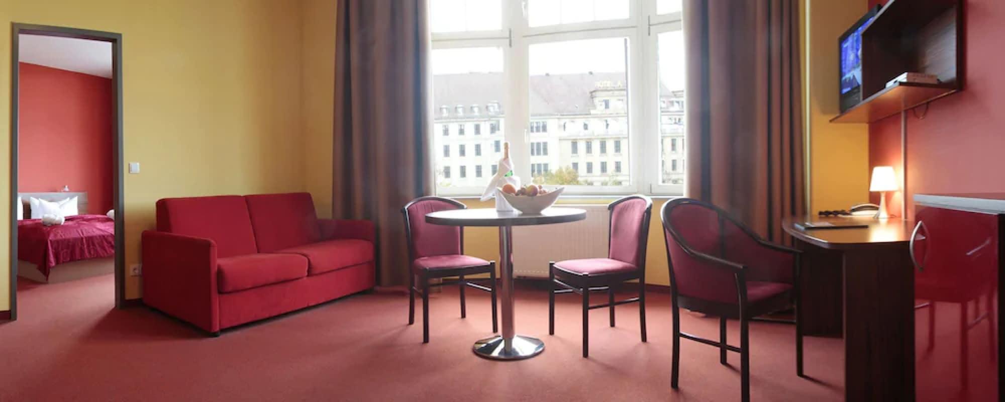 Royal International Leipzig Hotel Exterior photo