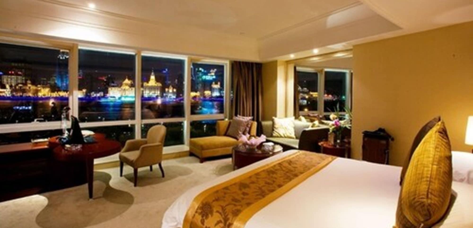 Oriental Riverside Bund View Hotel Shanghai Room photo