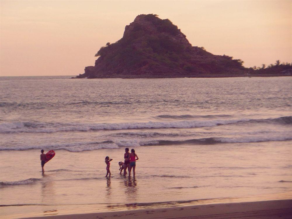 Hotel Maria Coral Mazatlan Exterior photo