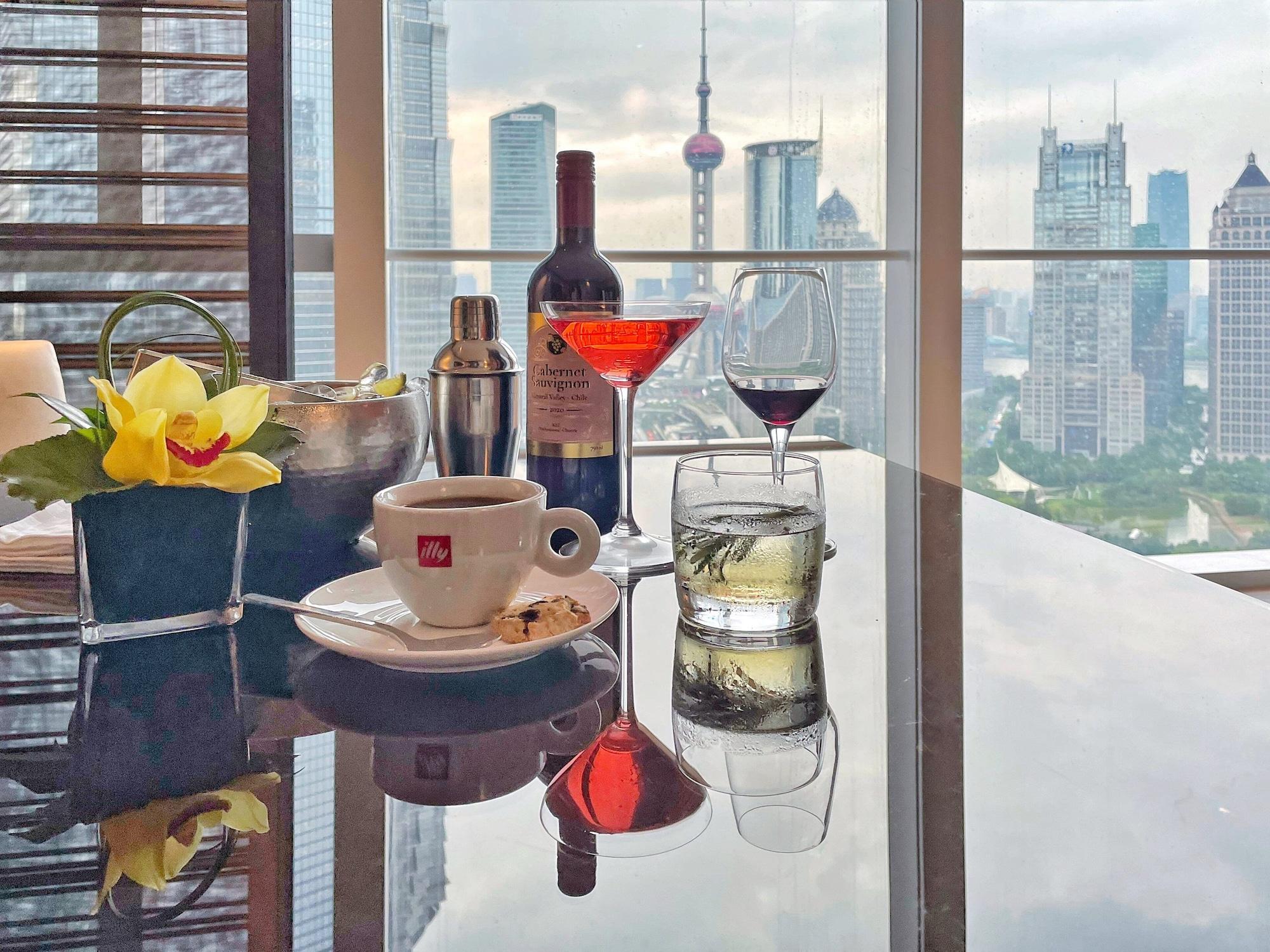 Regent Shanghai Pudong - Complimentary First Round Minibar Per Stay - Including A Bottle Of Wine Exterior photo