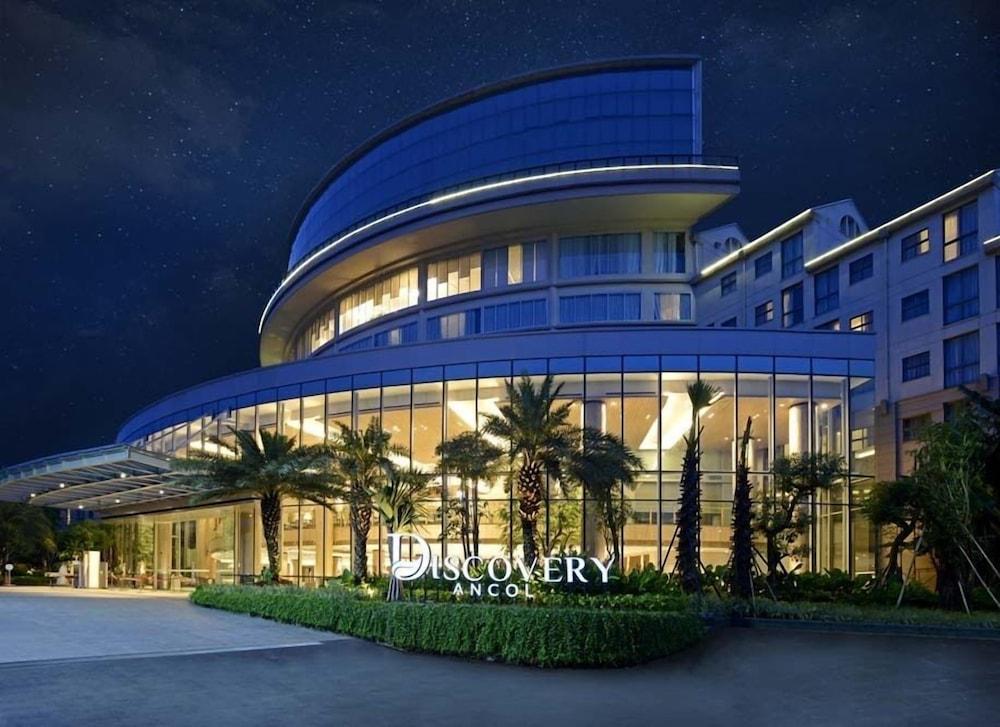 Discovery Ancol Jakarta Exterior photo