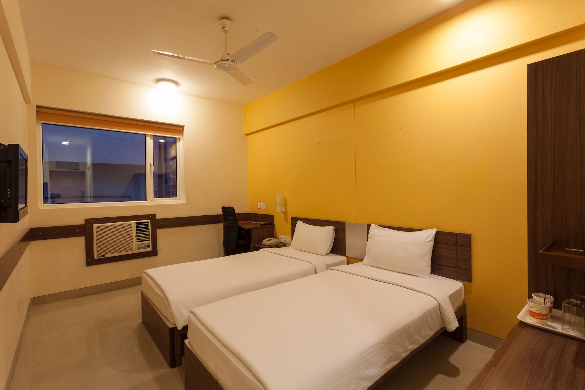 Ginger Ahmedabad Vastrapur Hotel Exterior photo