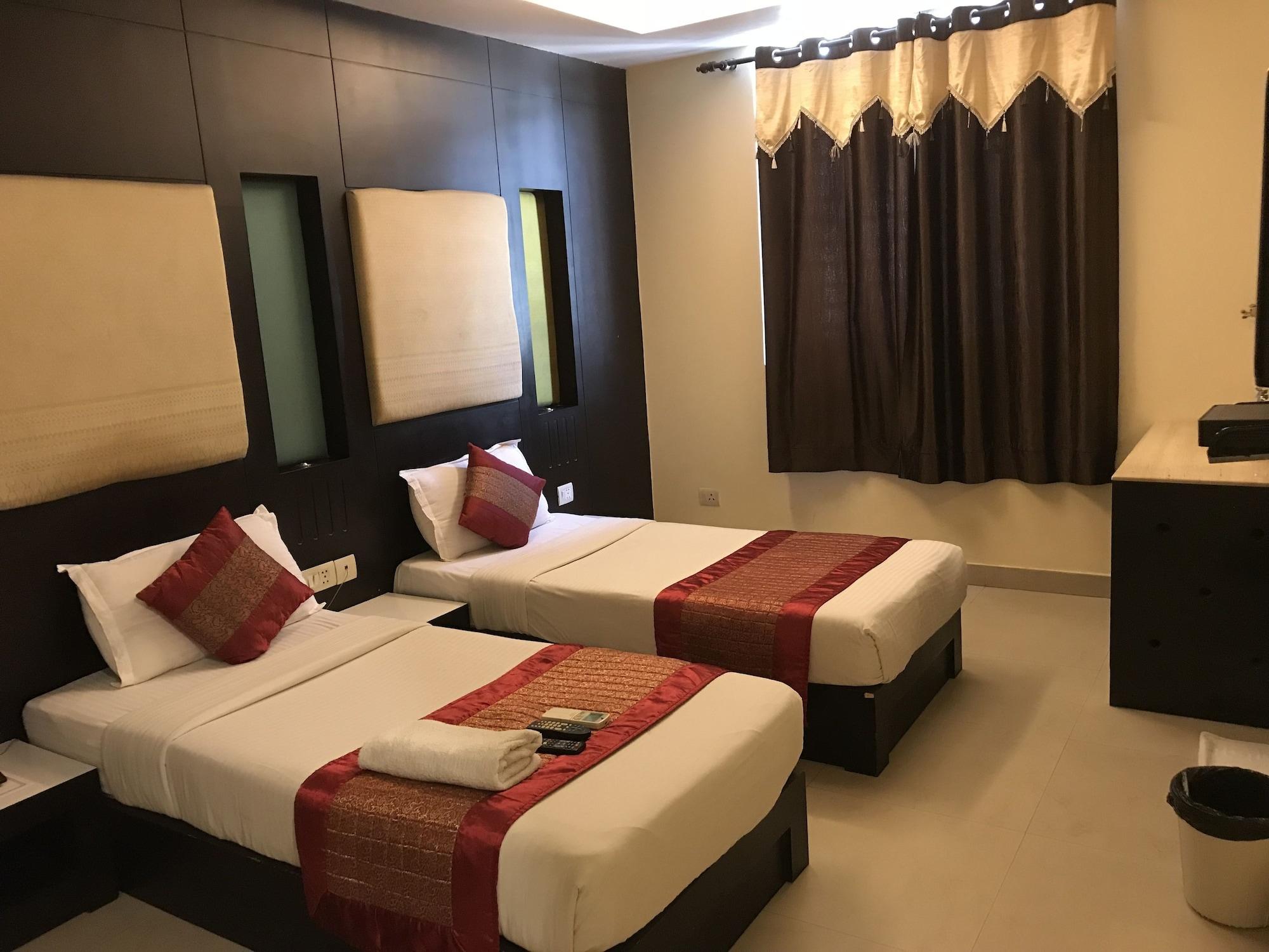 Hotel Nand Kartar Orchid Suites New Delhi Exterior photo