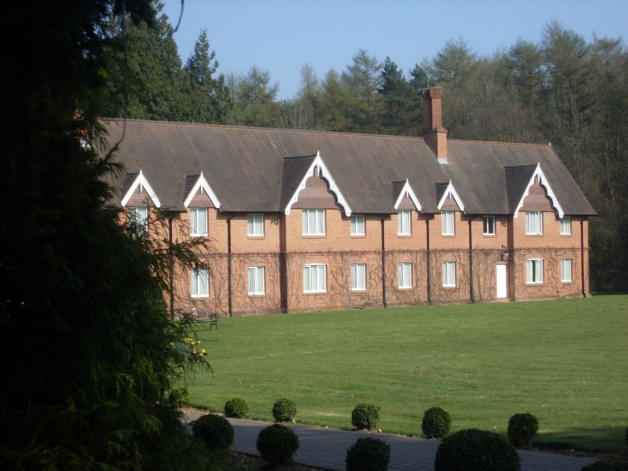 Audleys Wood Hotel, Basingstoke Exterior photo