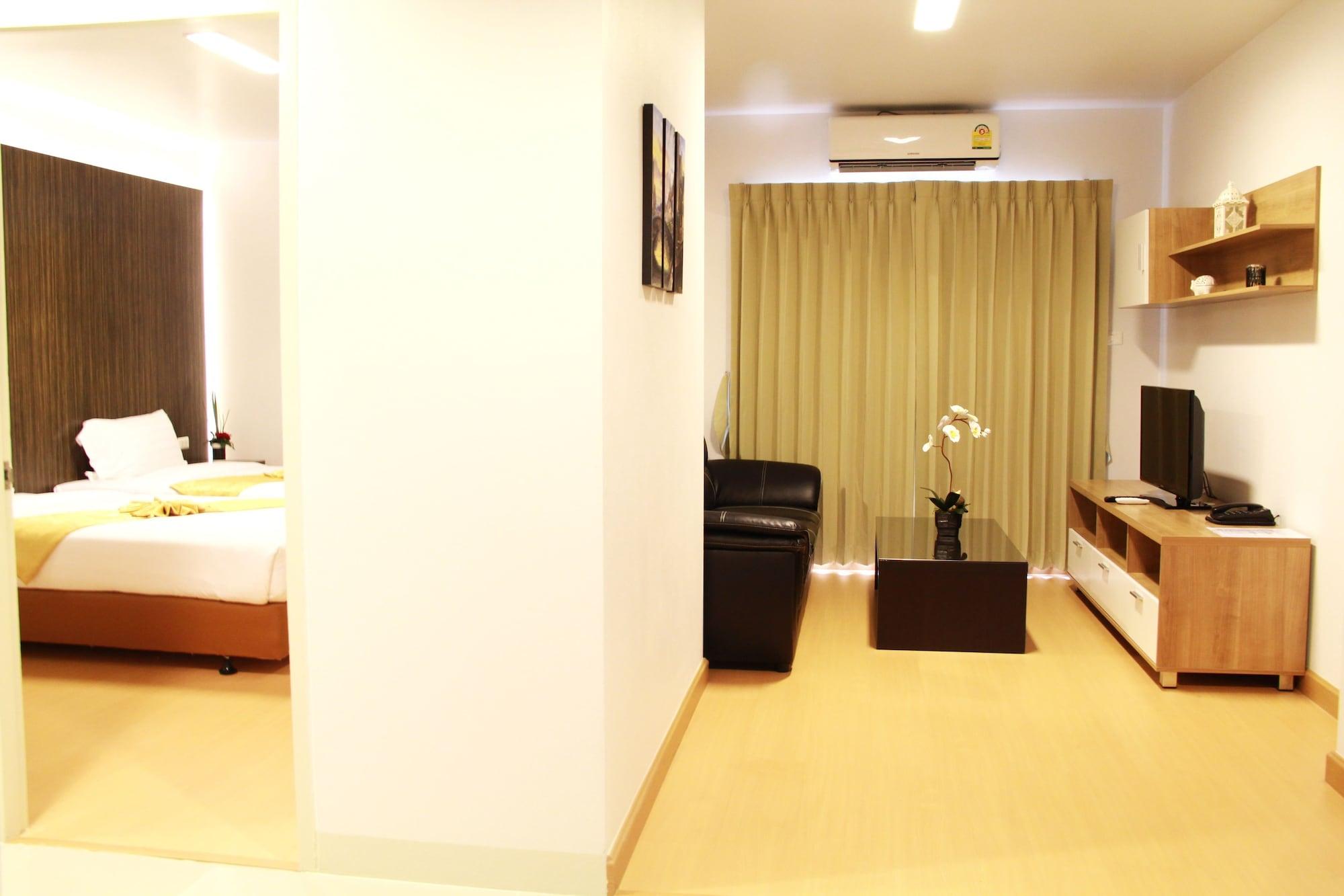 101 Holiday Suite Bangkok Exterior photo