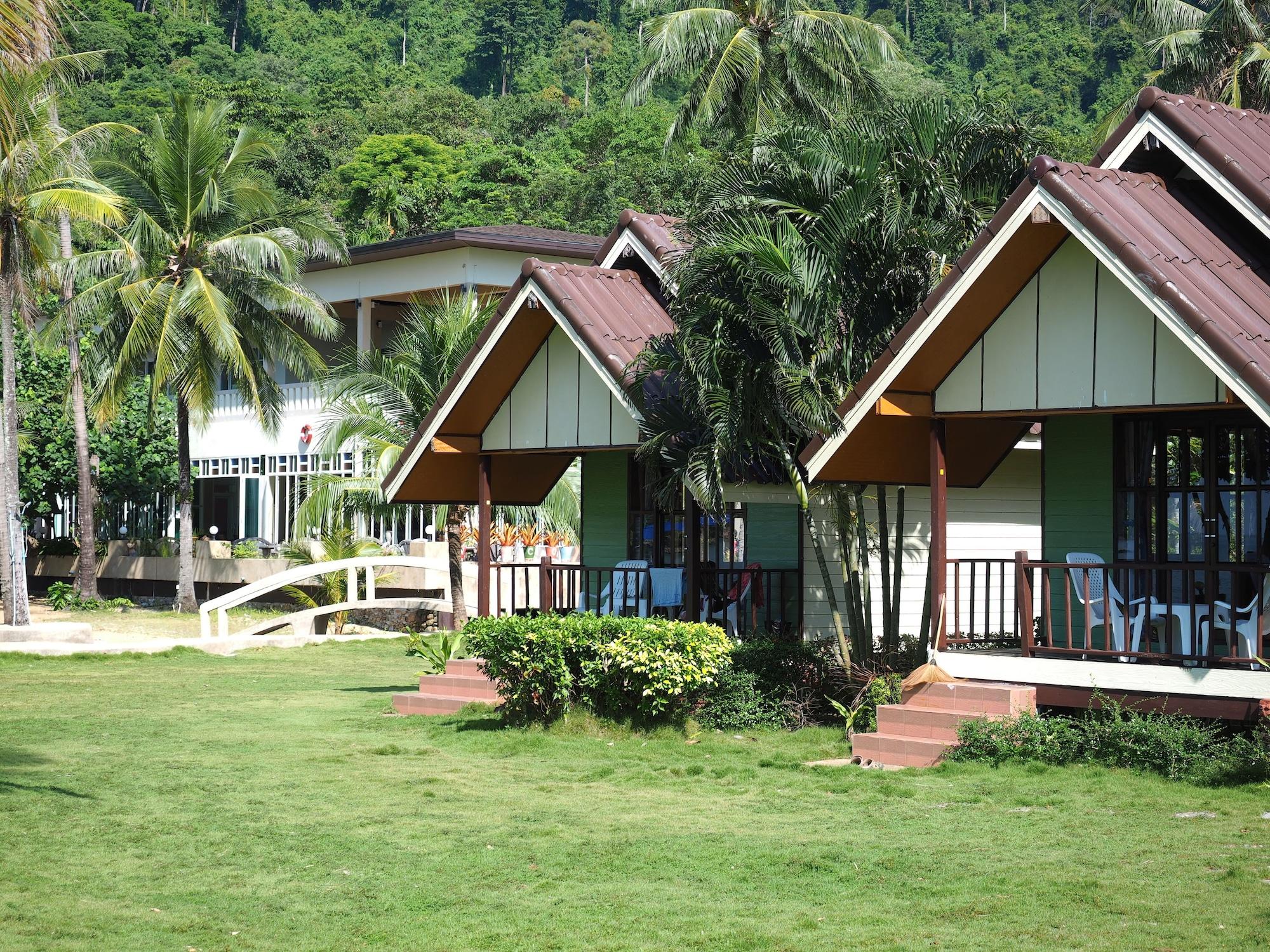 Koh Chang Bailan Beach Resort Exterior photo