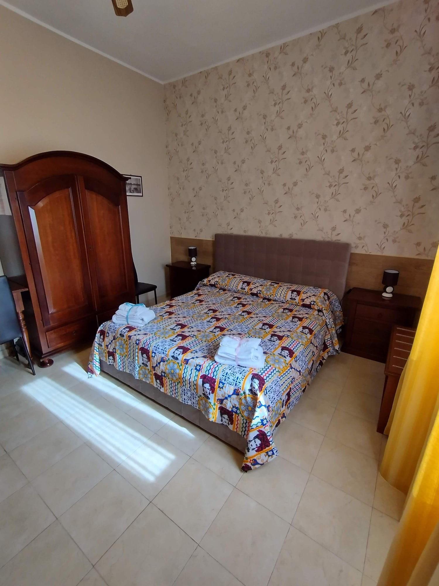 Bed & Breakfast Delle Palme Trapani Exterior photo