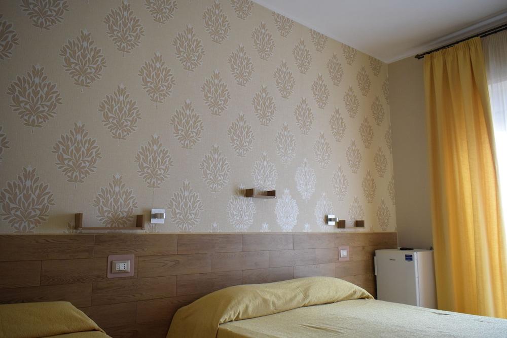 Bed & Breakfast Delle Palme Trapani Exterior photo