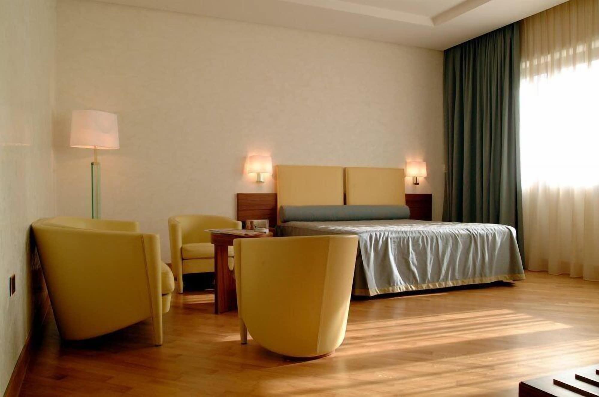 Solofra Palace Hotel & Resort Room photo