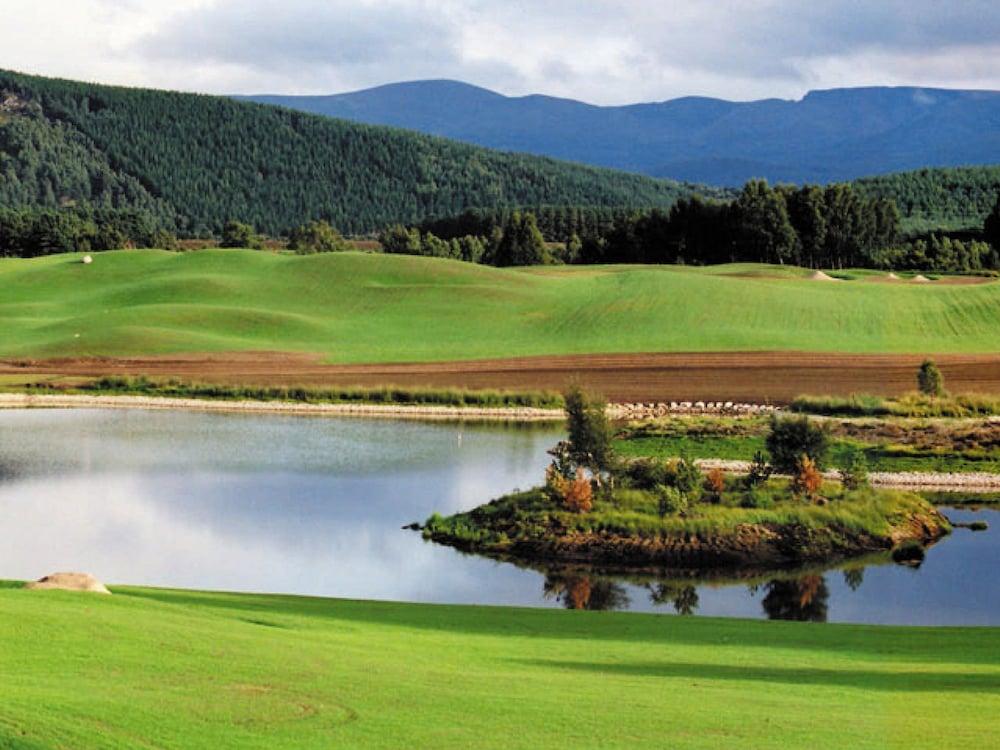 Macdonald Morlich Hotel At Macdonald Aviemore Resort Exterior photo