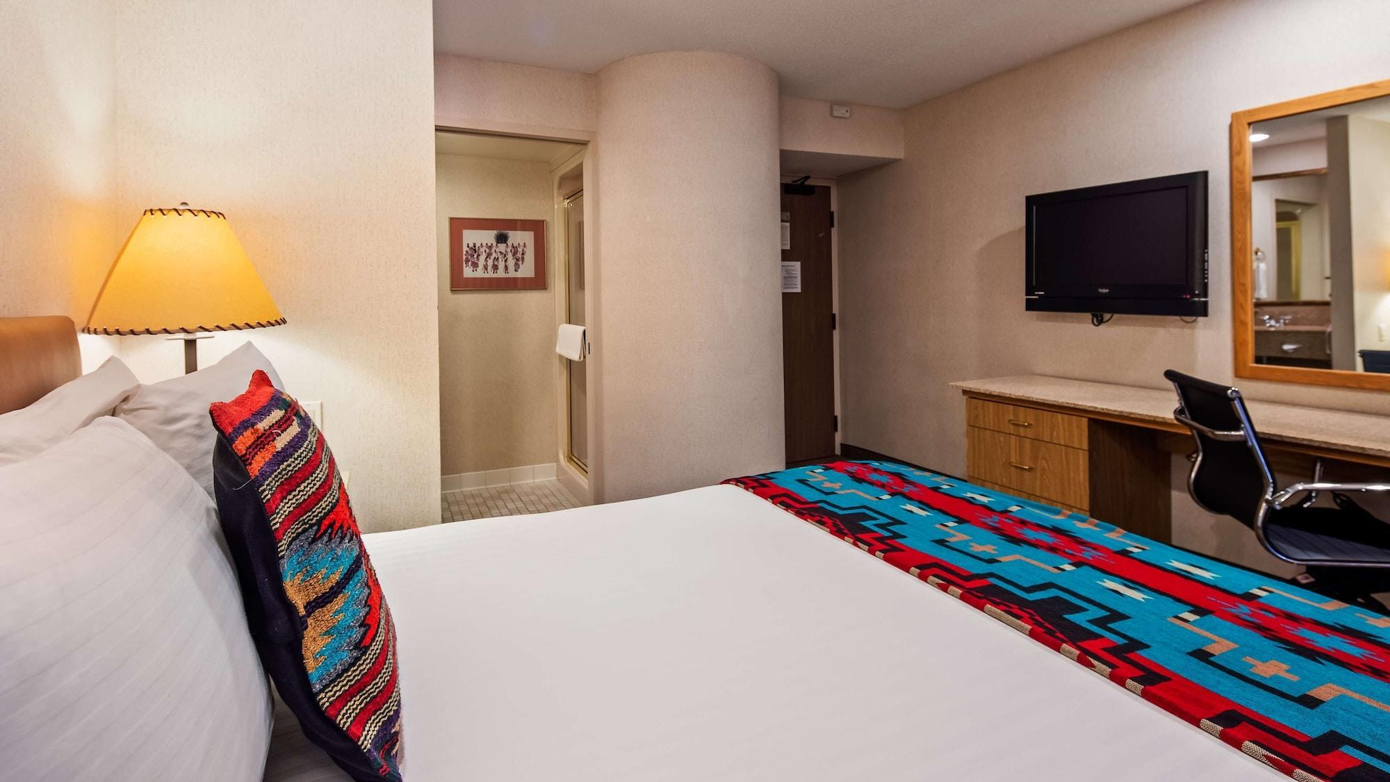 Inn At Santa Fe, Surestay Collection By Best Western Exterior photo