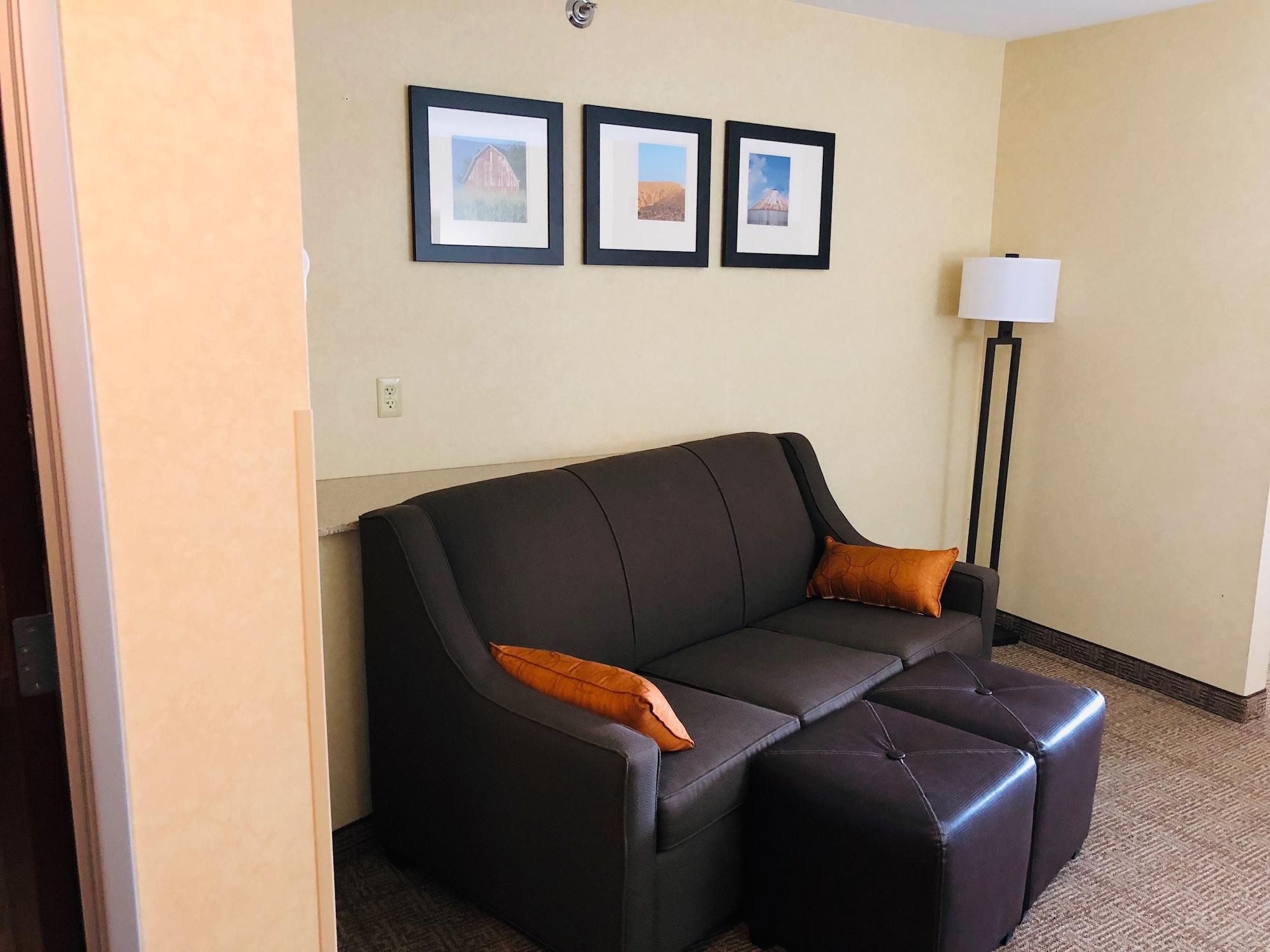 Comfort Suites South Elkhart Exterior photo