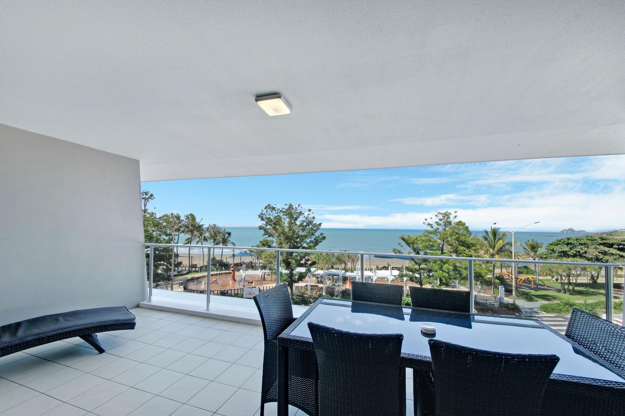 Echelon Apartments Yeppoon Exterior photo