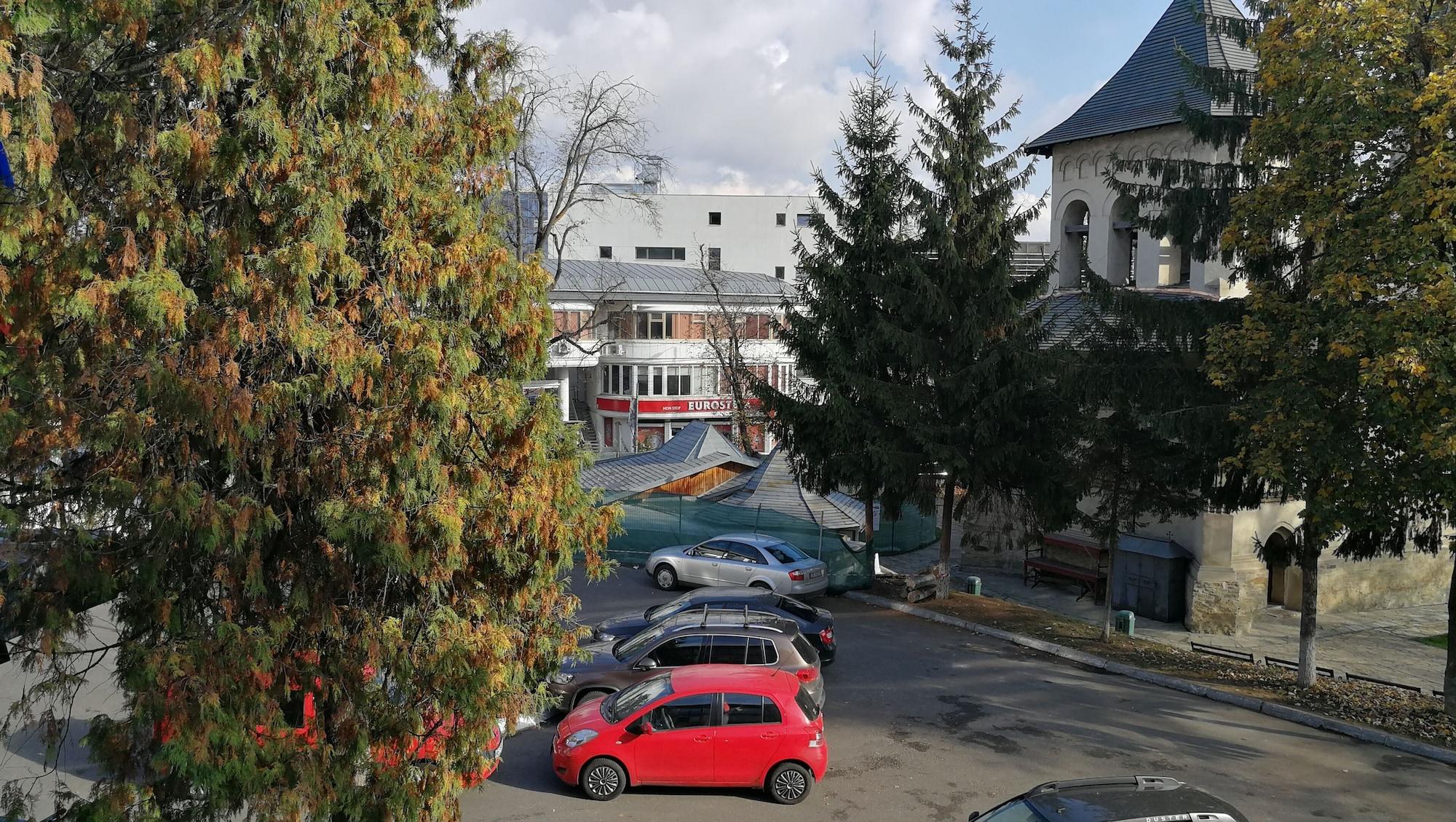 Mycontinental Suceava Hotel Exterior photo