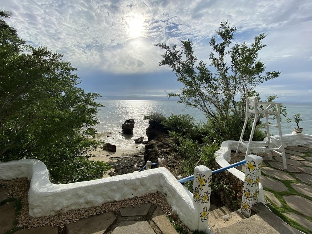 Kandugyap House By The Sea Santa Fe  Exterior photo