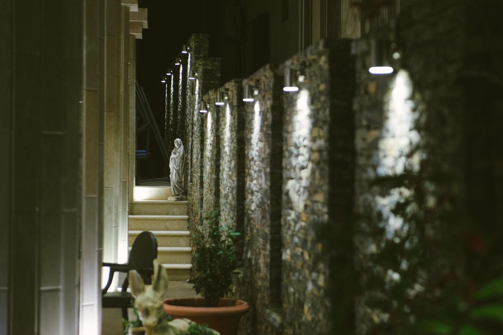 Hotel Flowers Medjugorje Exterior photo