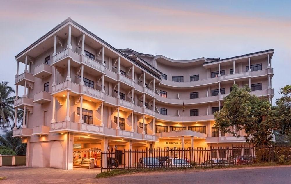 Devon Hotel Kandy Exterior photo