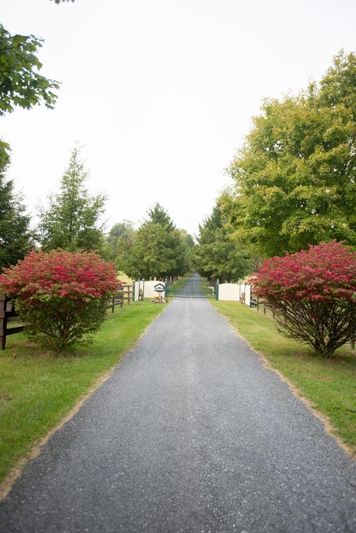 Antietam Overlook Farm Bed & Breakfast Sharpsburg Exterior photo