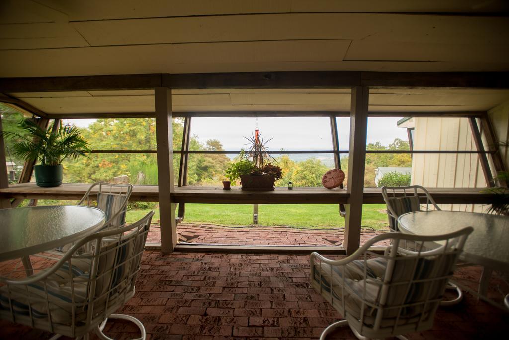 Antietam Overlook Farm Bed & Breakfast Sharpsburg Exterior photo