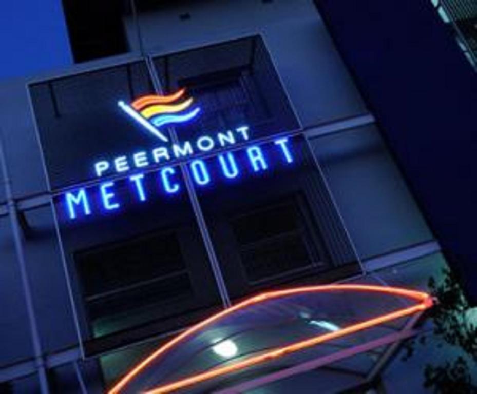 Peermont Metcourt Hotel Francistown Exterior photo
