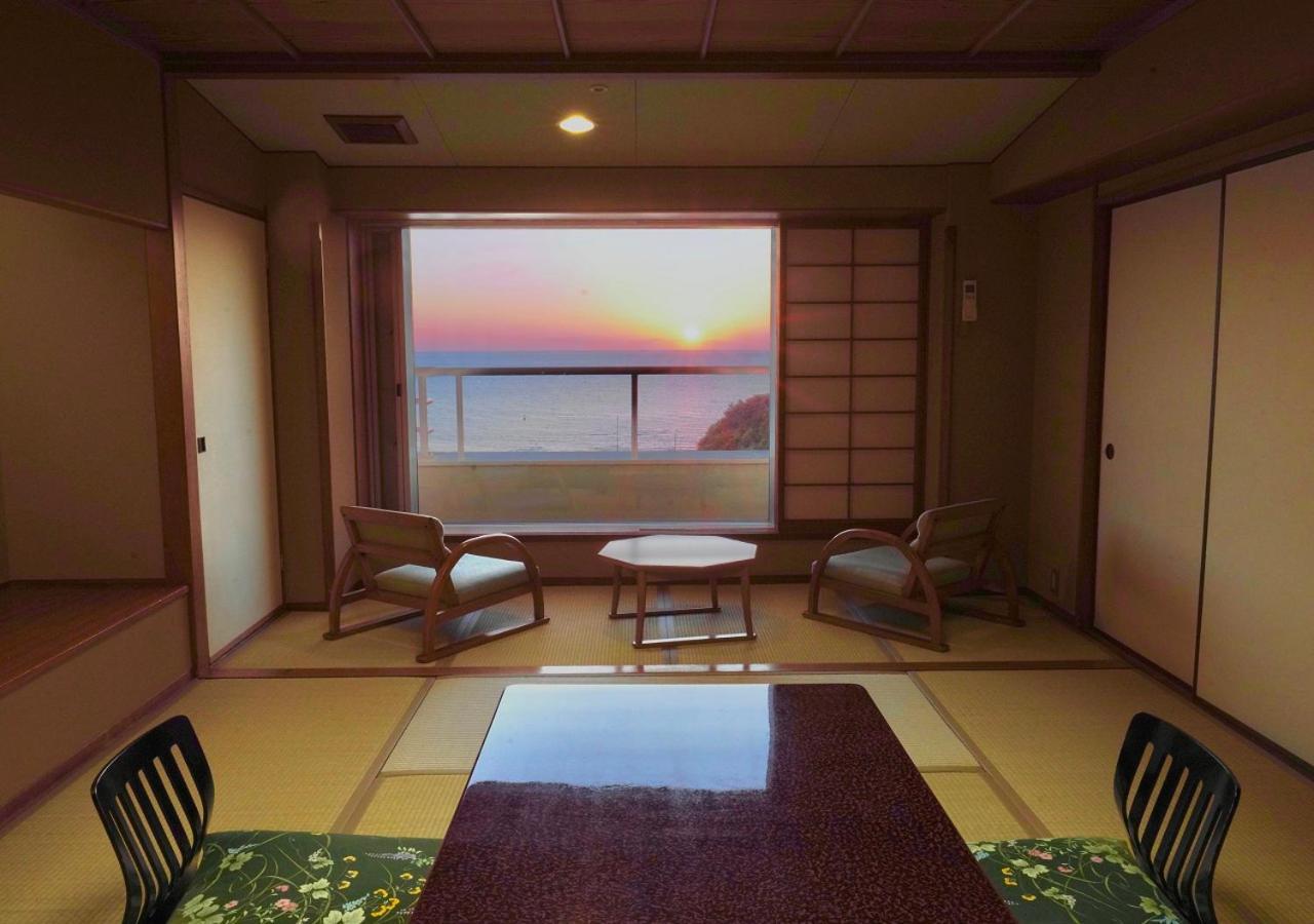 Musashi Shirahama Exterior photo
