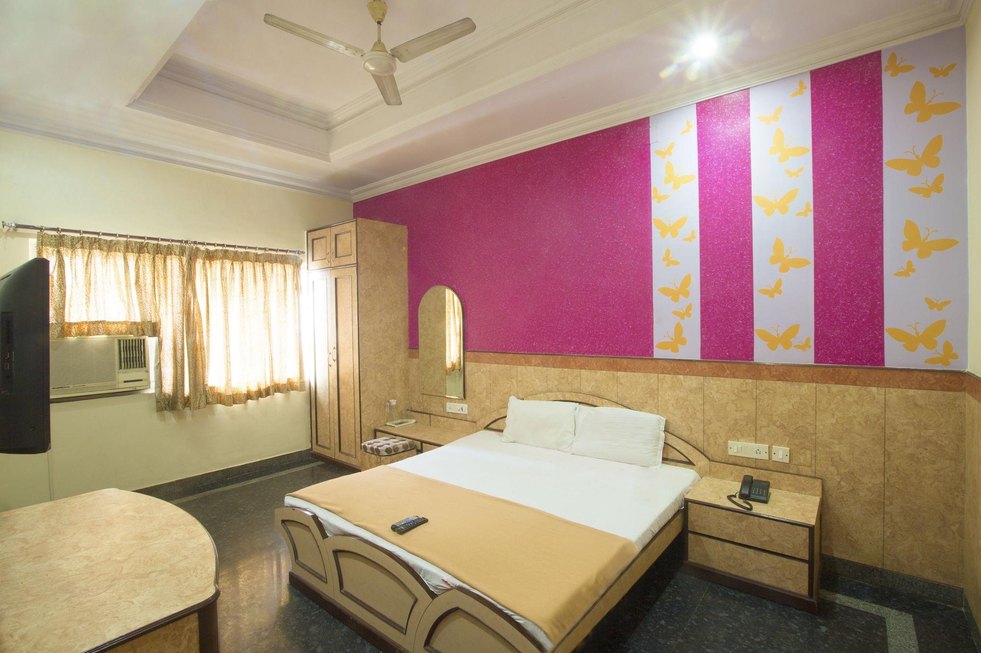 Hotel Suriya International Chennai Exterior photo