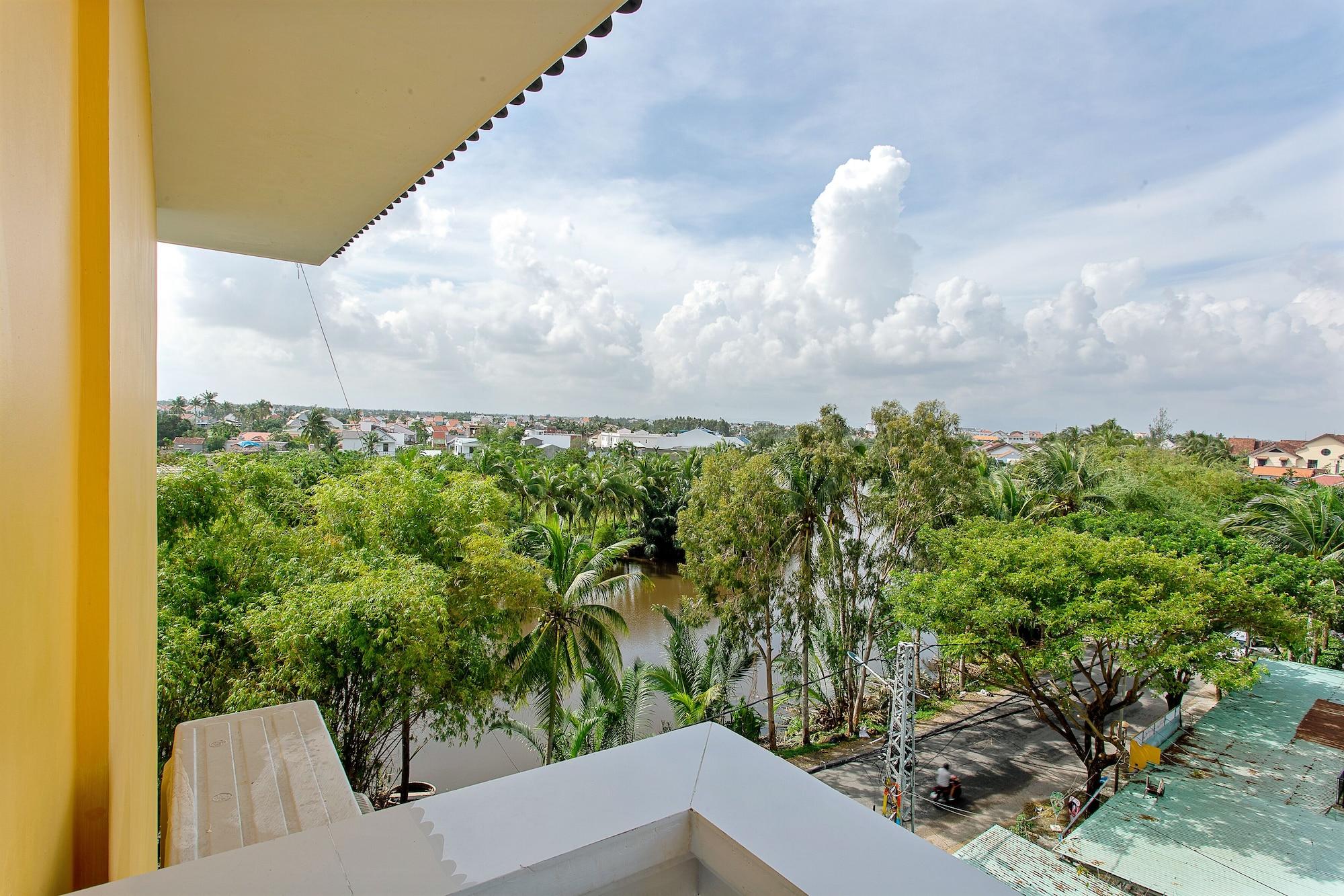 Hoi An Aurora Riverside Hotel And Spa Exterior photo