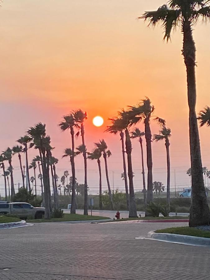 Margaritaville Beach Resort South Padre Island Exterior photo