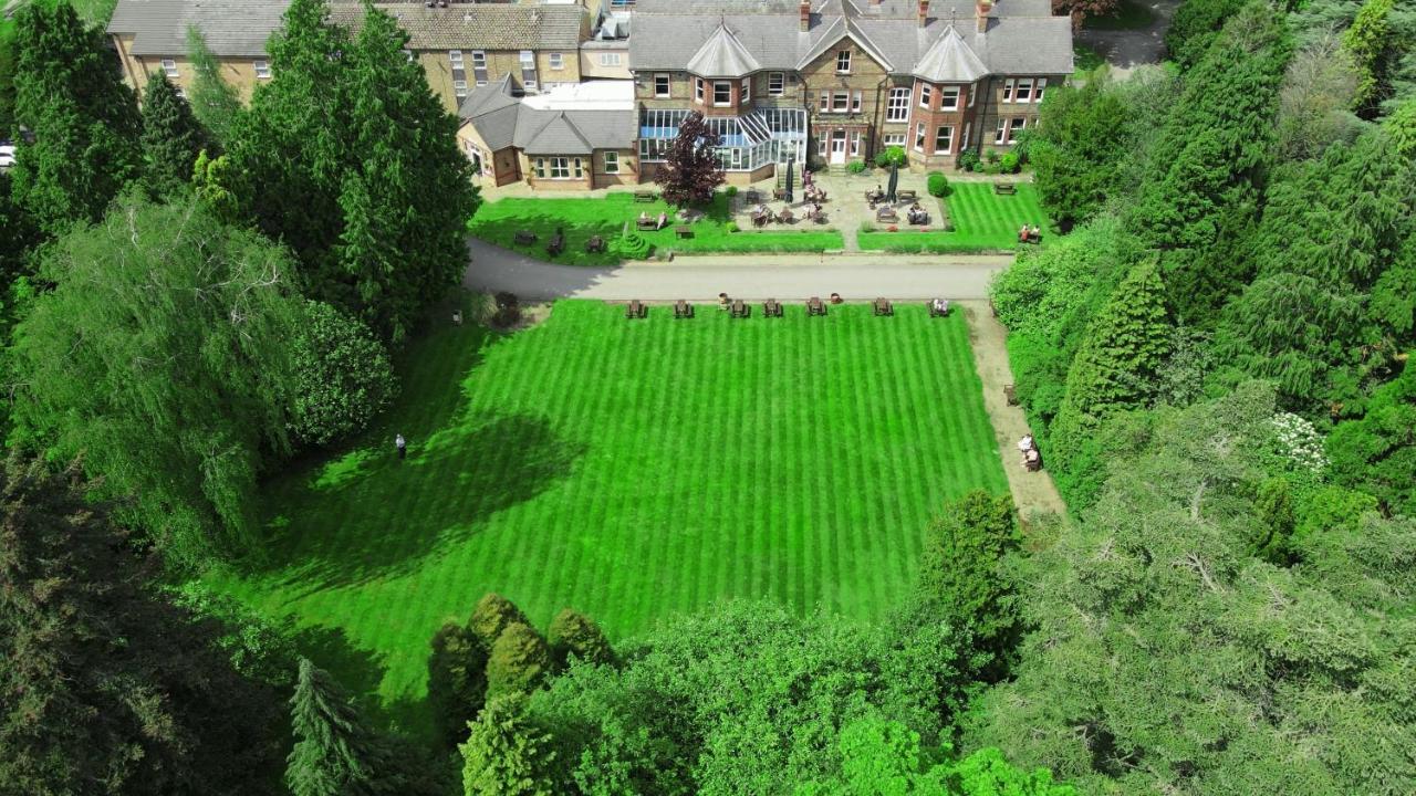 Burn Hall Hotel Huby Exterior photo