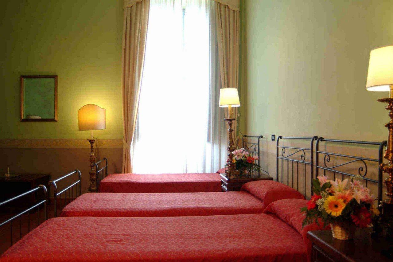 Domus Sessoriana Bed & Breakfast Rome Exterior photo