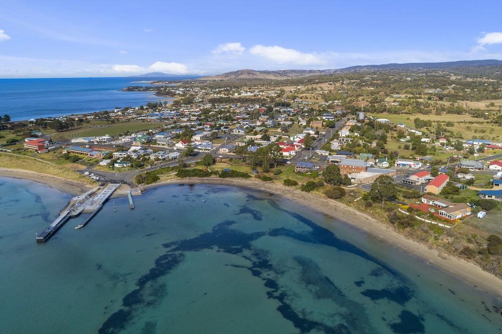 Amos House & Swansea Ocean Villas Exterior photo