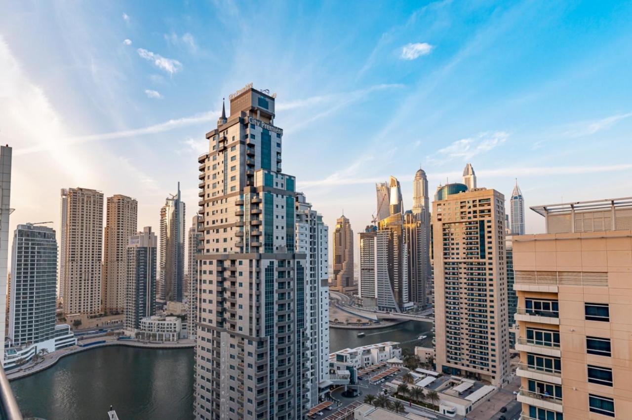 Radisson Blu Residence, Dubai Marina Exterior photo