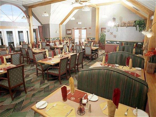 Riverside Resort And Conference Centre French Village Restaurant photo