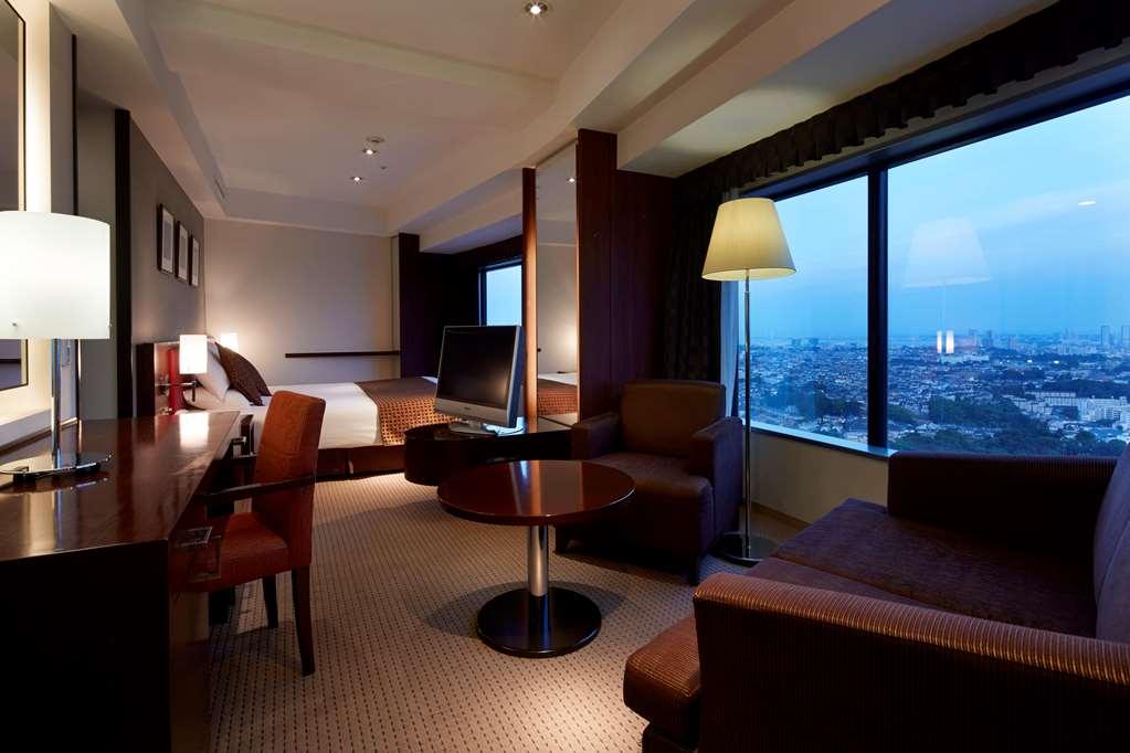 Shin Yokohama Prince Hotel Room photo