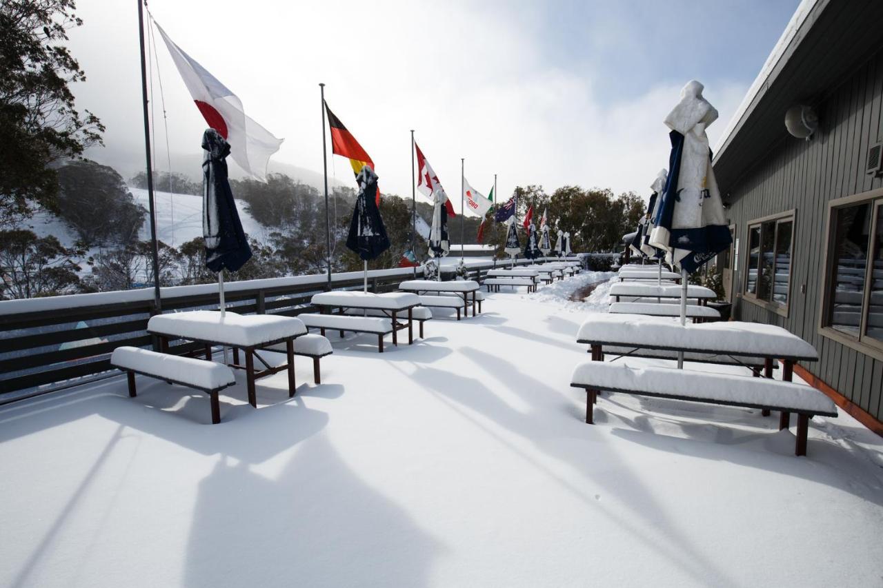 Thredbo Alpine Hotel Exterior photo